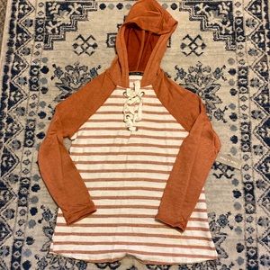 Doe & Rae Super soft hooded top, Small